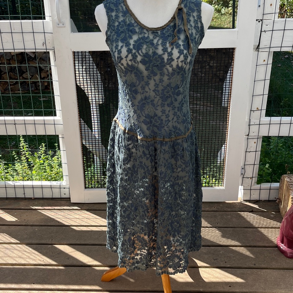 Neesh by D.A.R. Anthropology Lacey sleeveless dress blue, teal stretchy XS